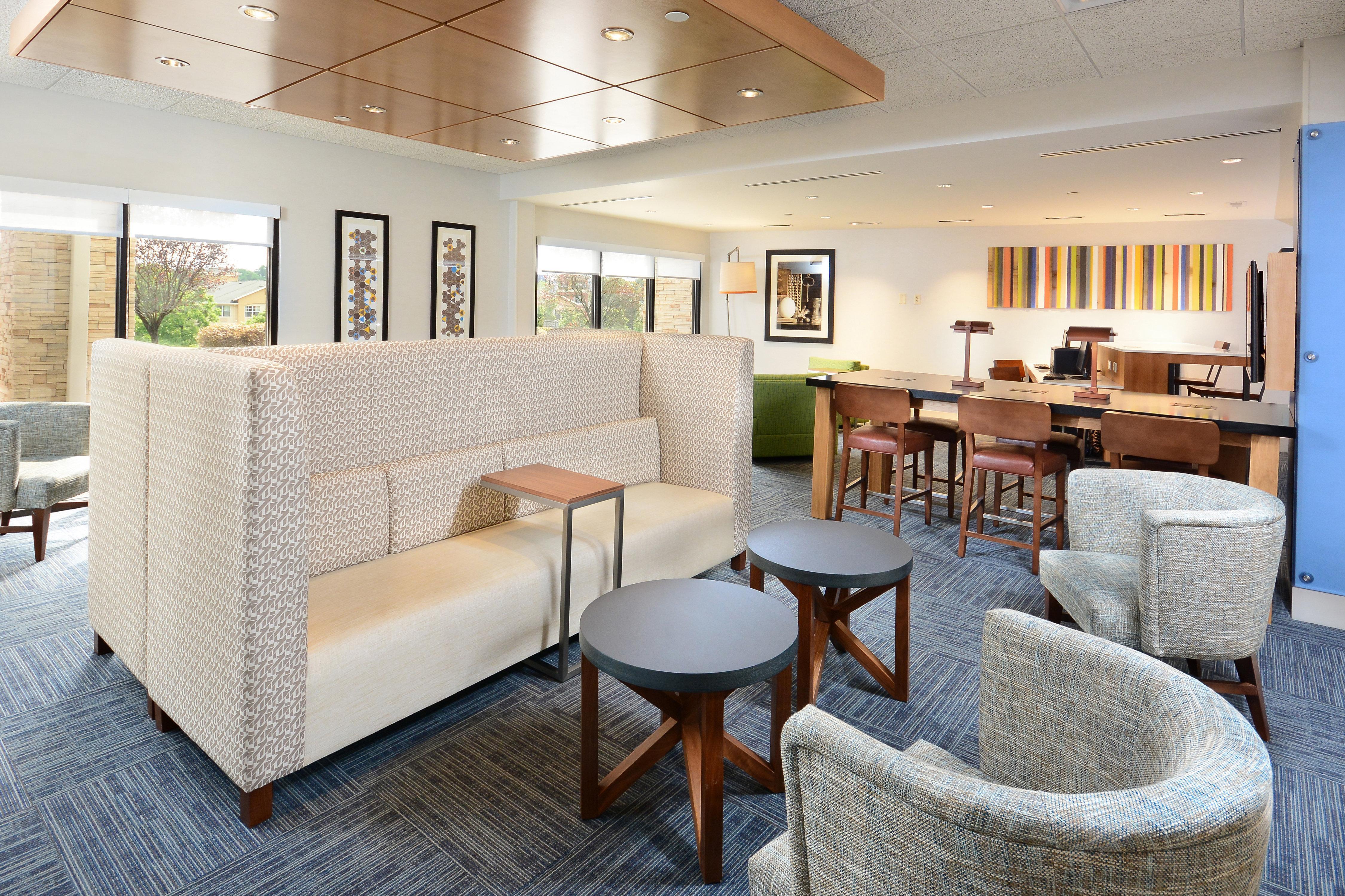 Holiday Inn Express & Suites Raleigh Durham Airport At Rtp By Ihg Exterior photo